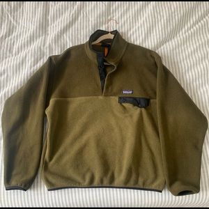 Men’s lightweight Synchilla Patagonia fleece